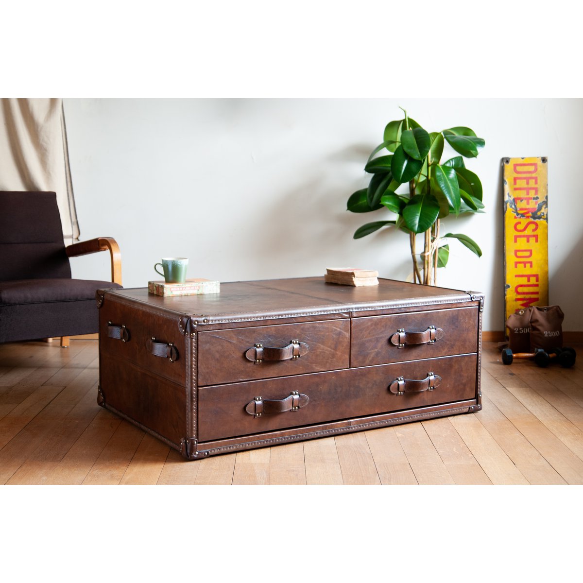 Table basse en cuir GOLDFIELD marron, PRODUIT INTERIEUR BRUT