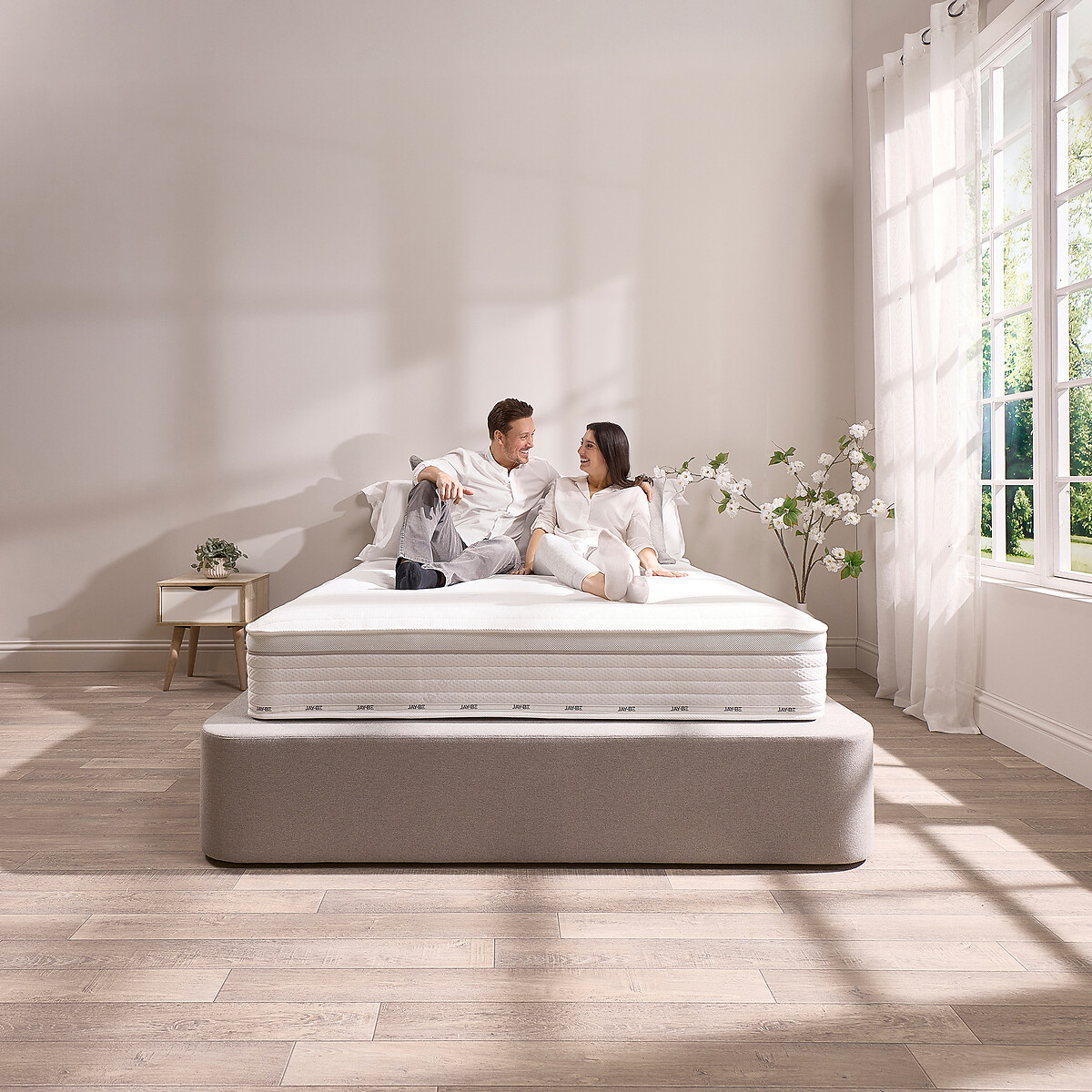 Jay-Be® Hybrid 2000 e-Pocket™ Truecore® Eco-Friendly Mattress white, JAY-BE