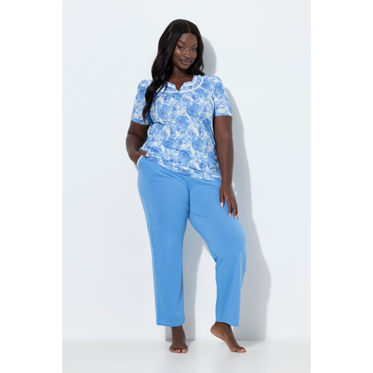 Pyjama 2 pièces, T-shirt motif roses bleu ciel, ULLA POPKEN