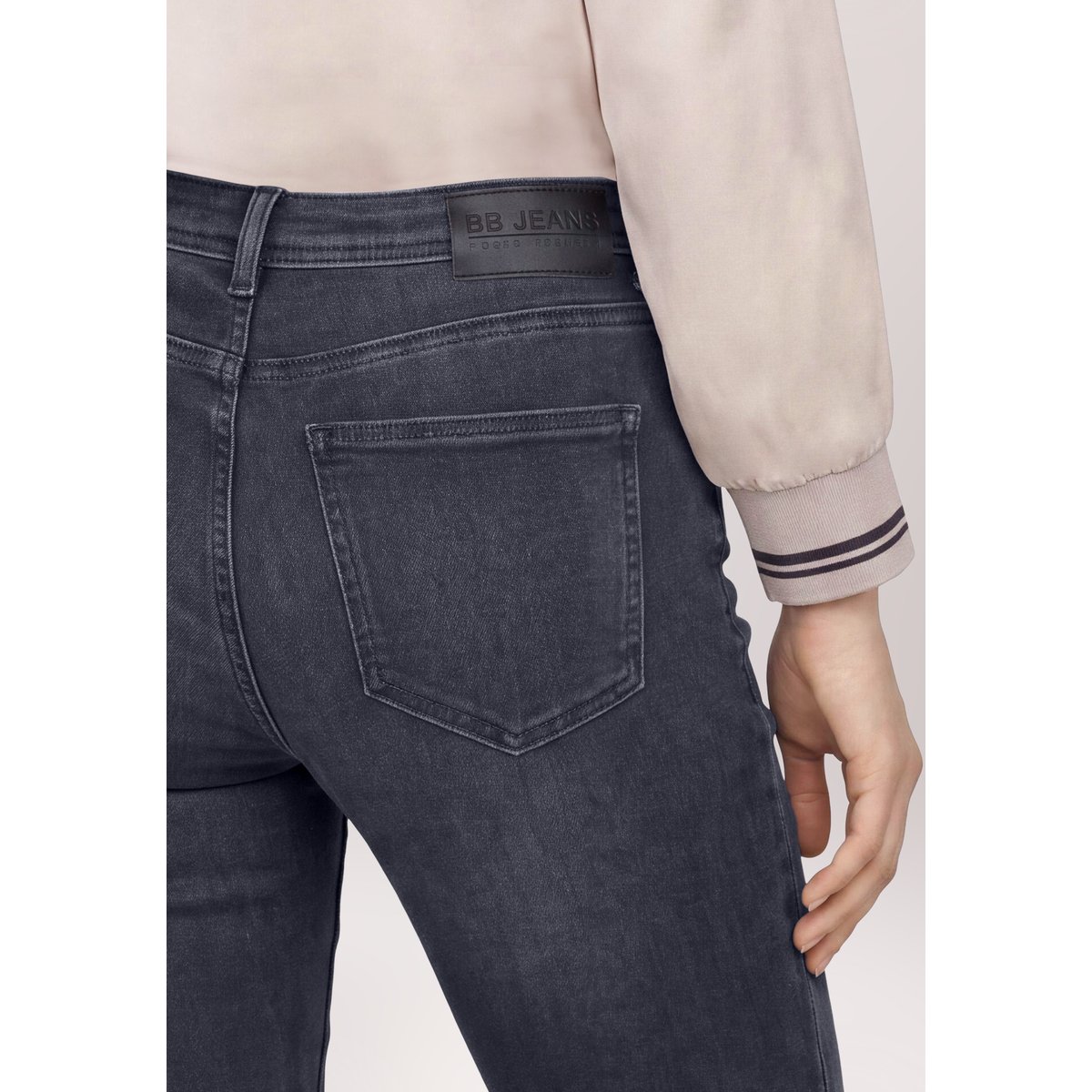 Jean stretch à effet délavé black denim, BETTY BARCLAY