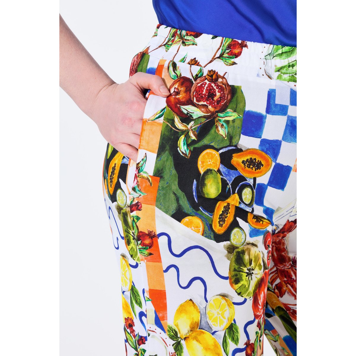 Pantalon au tombé fluide. Jambe large et bleu cobalt, ULLA POPKEN