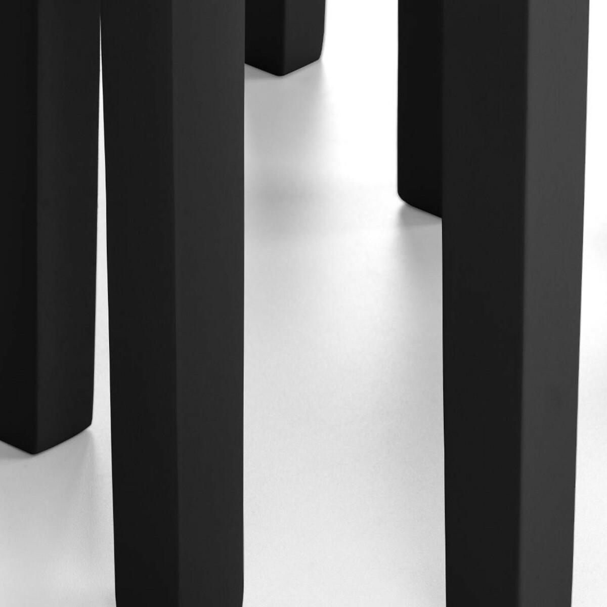 Calia Wood Nesting Side Tables (Set of 3) black/wood, SO'HOME