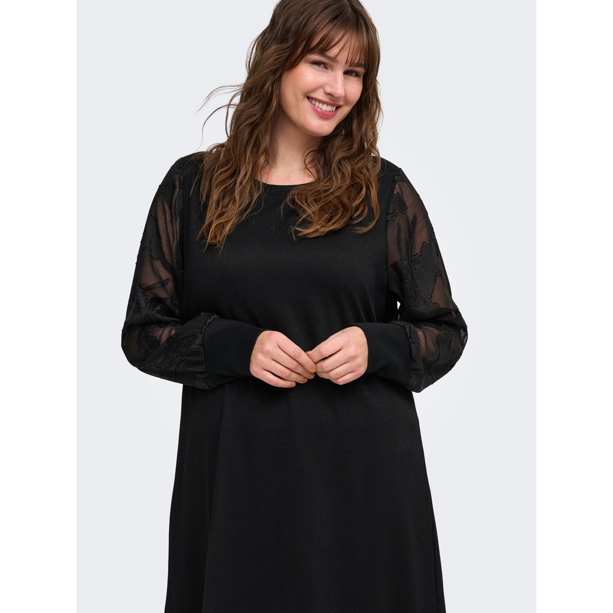 Robe black 1, ONLY CARMAKOMA