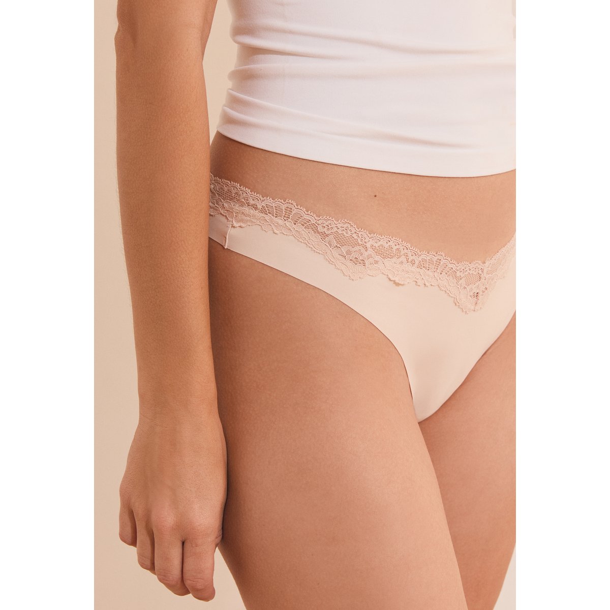 Tanga avec détail dentelle FARA lin, ETAM