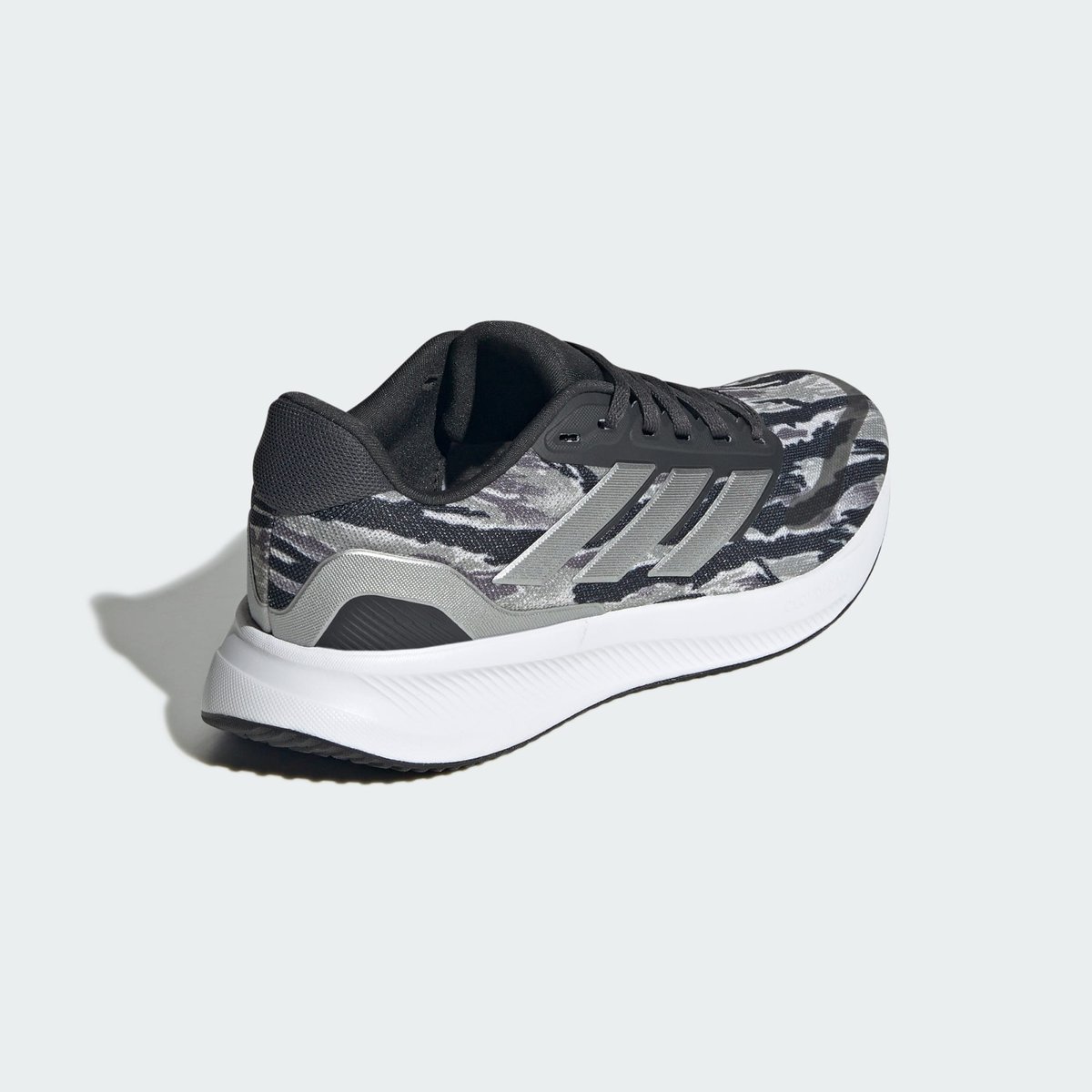 Chaussure Runfalcon 5 Chaussure Runfalcon 5 silver / silver metallic / carbon, ADIDAS SPORTSWEAR
