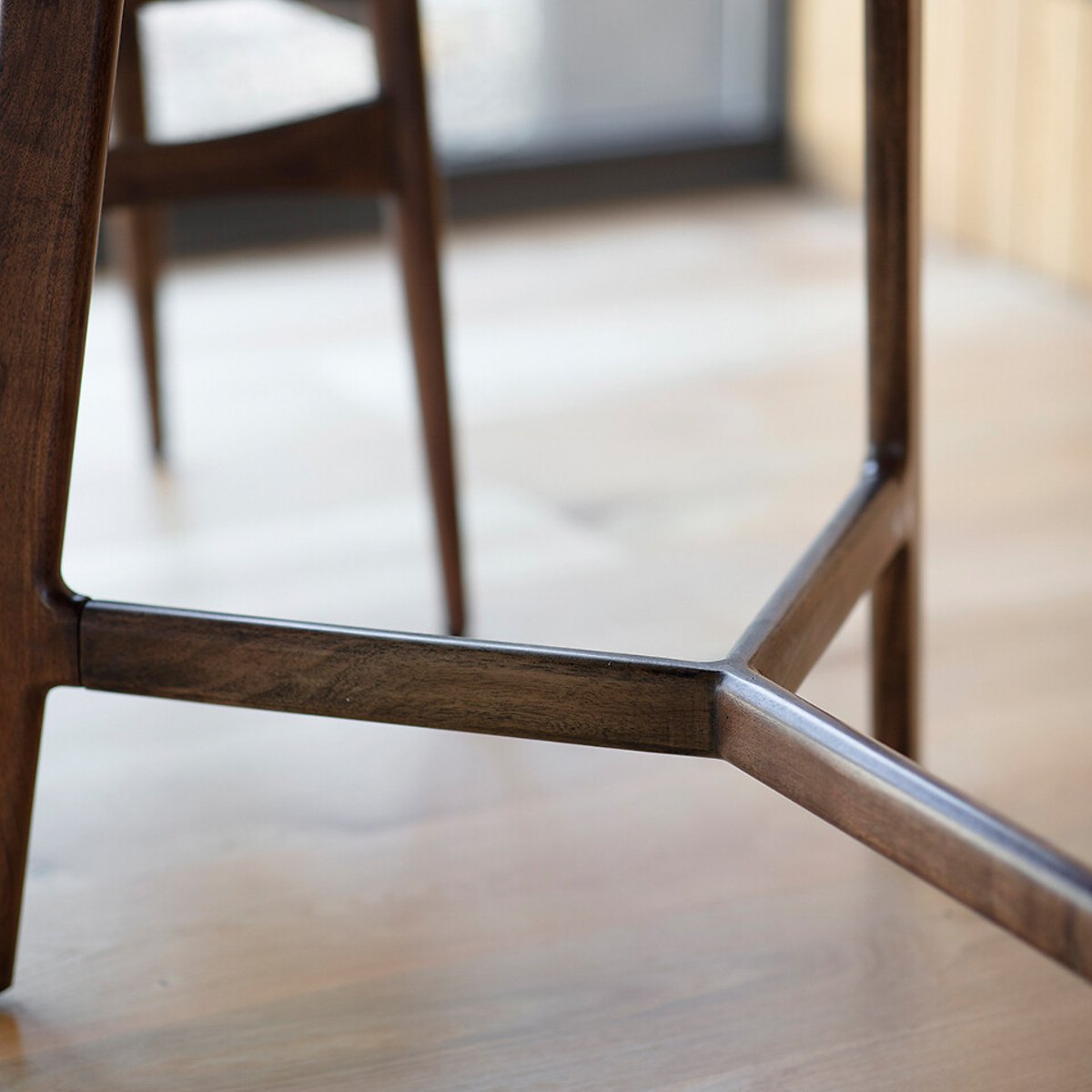 Dhuburi Marble & Walnut Dining Table (Seats 4-6) brown              , ÉDITÉ
