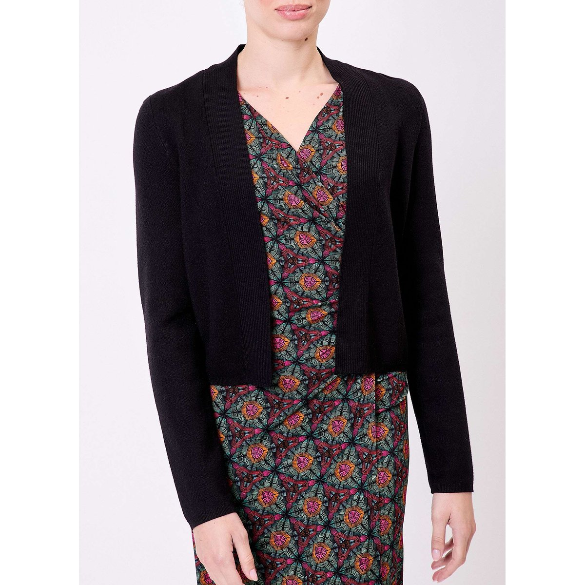 Gilet court maille uni SAGAR noir, LA FIANCÉE