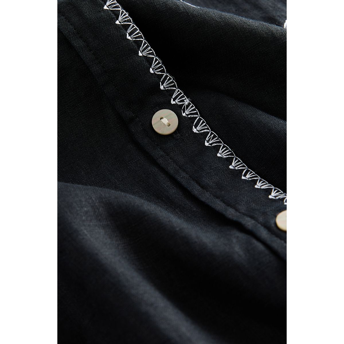 Chemise à manches longues décontractée noir avec couture blanche, NEXT
