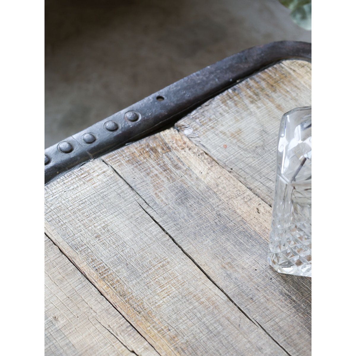 Table basse industrielle en bois Léonie N°433 - Bon état bois clair, DEBONGOUT