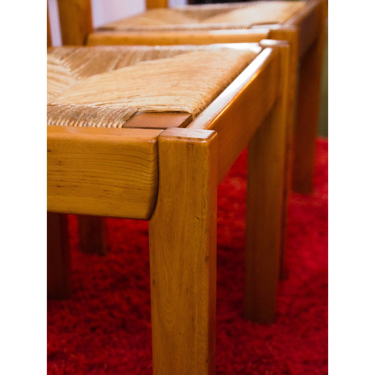 Lot de 4 chaises en orme Alma N°2133 - Bon état bois clair, DEBONGOUT