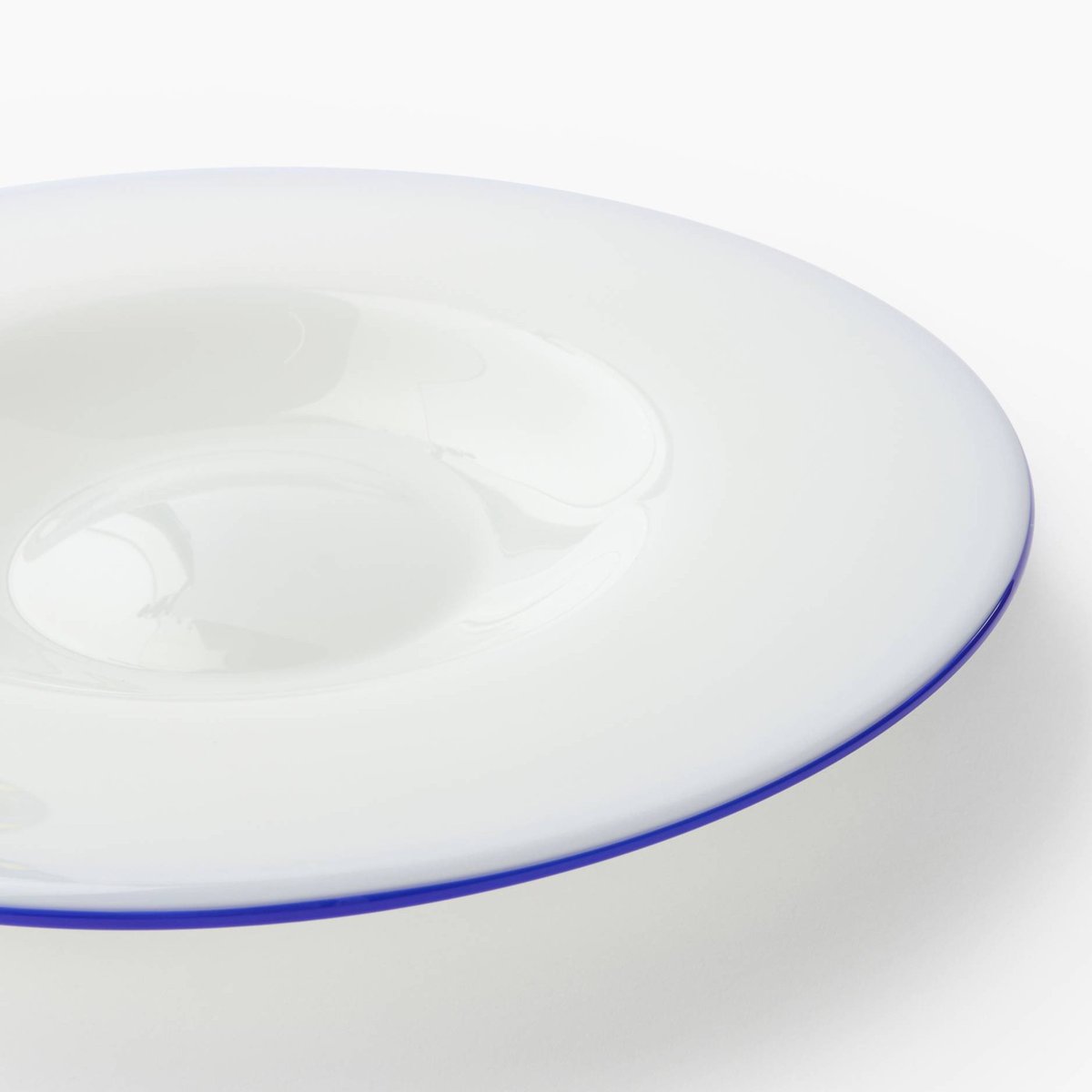 Assiette finition liseré 30cm, en verre blanc, MONOPRIX