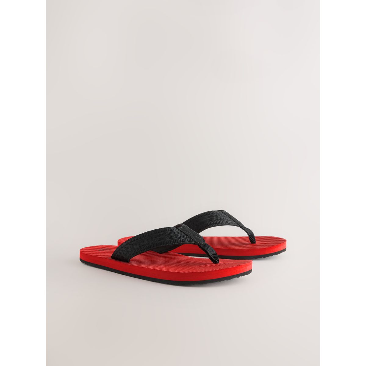 Tongs edit rouge, NEXT