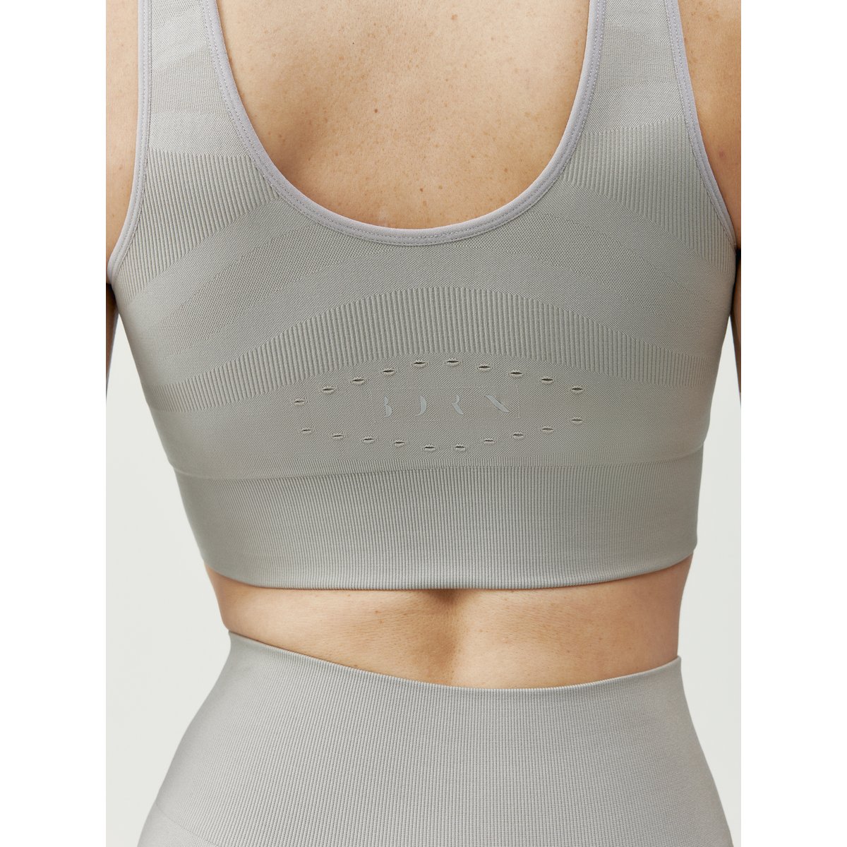 Brassière de sport femme Alana maintien élevé coussinets amovibles gris verdâtre, BORN