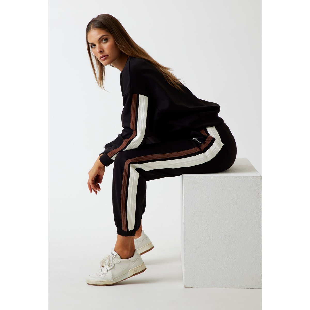 Sweat-Shirt Logo Ras-Du-Cou noir, GUESS