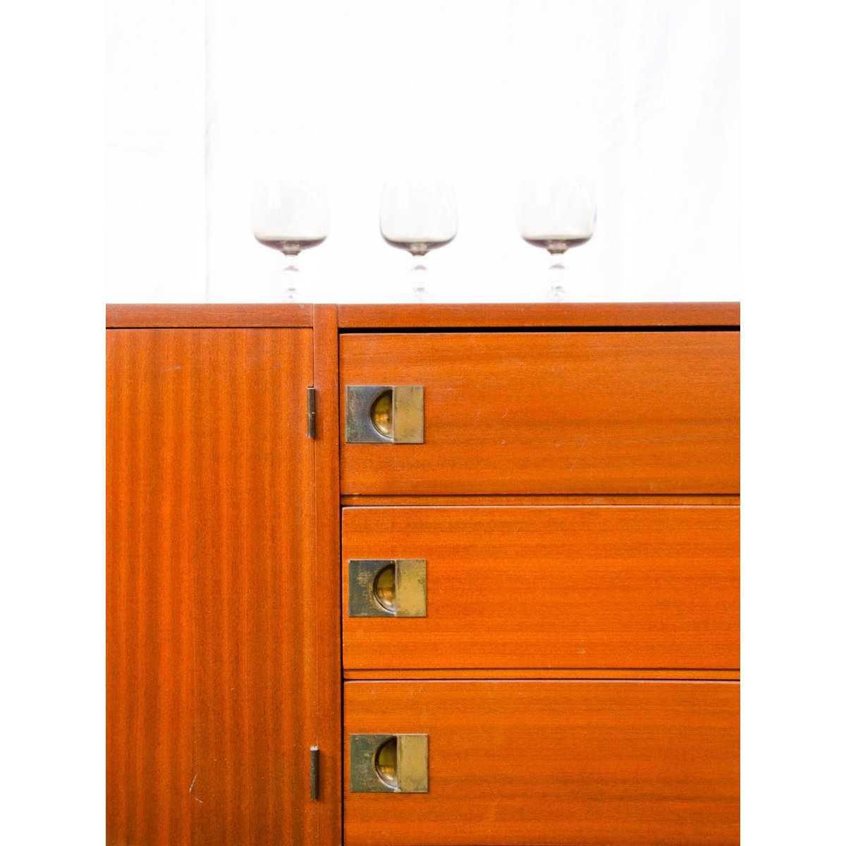 Enfilade en teck Margaret N°788 - Bon état bois foncé, DEBONGOUT
