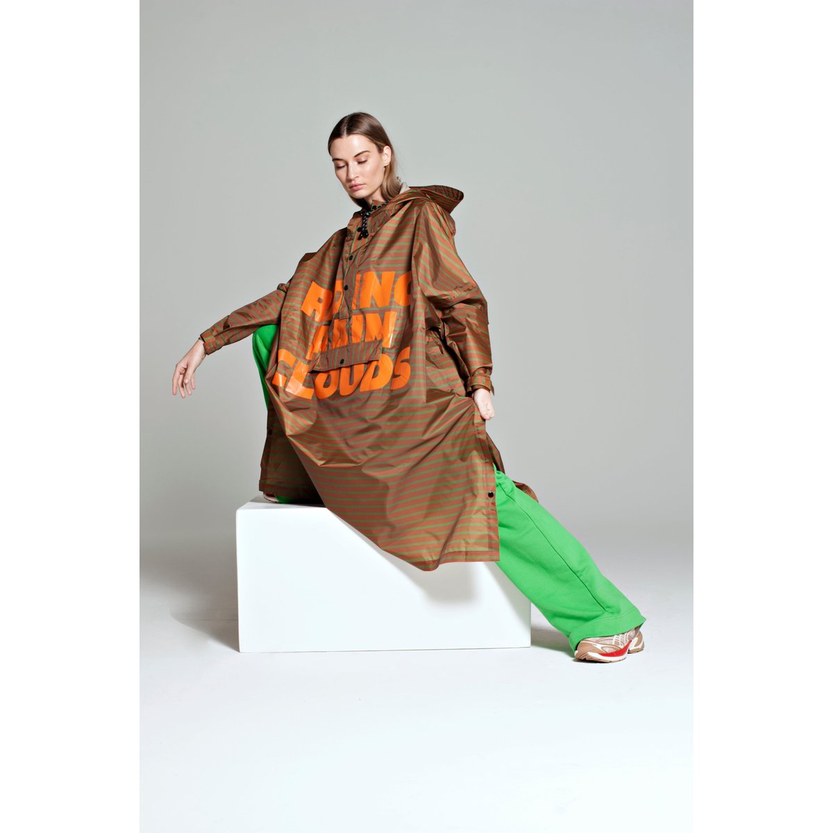 Poncho de pluie imperméable BRETON GREEN DIARY marron – rayures vertes, RAINKISS