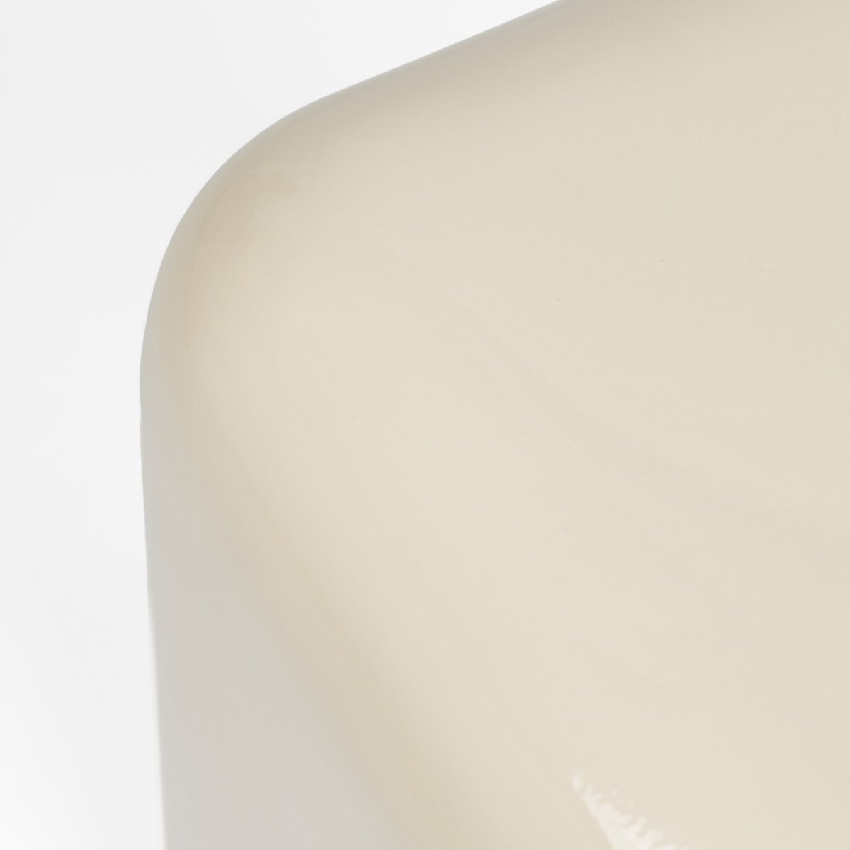 Table d'appoint en métal- CREEK beige, ZUIVER