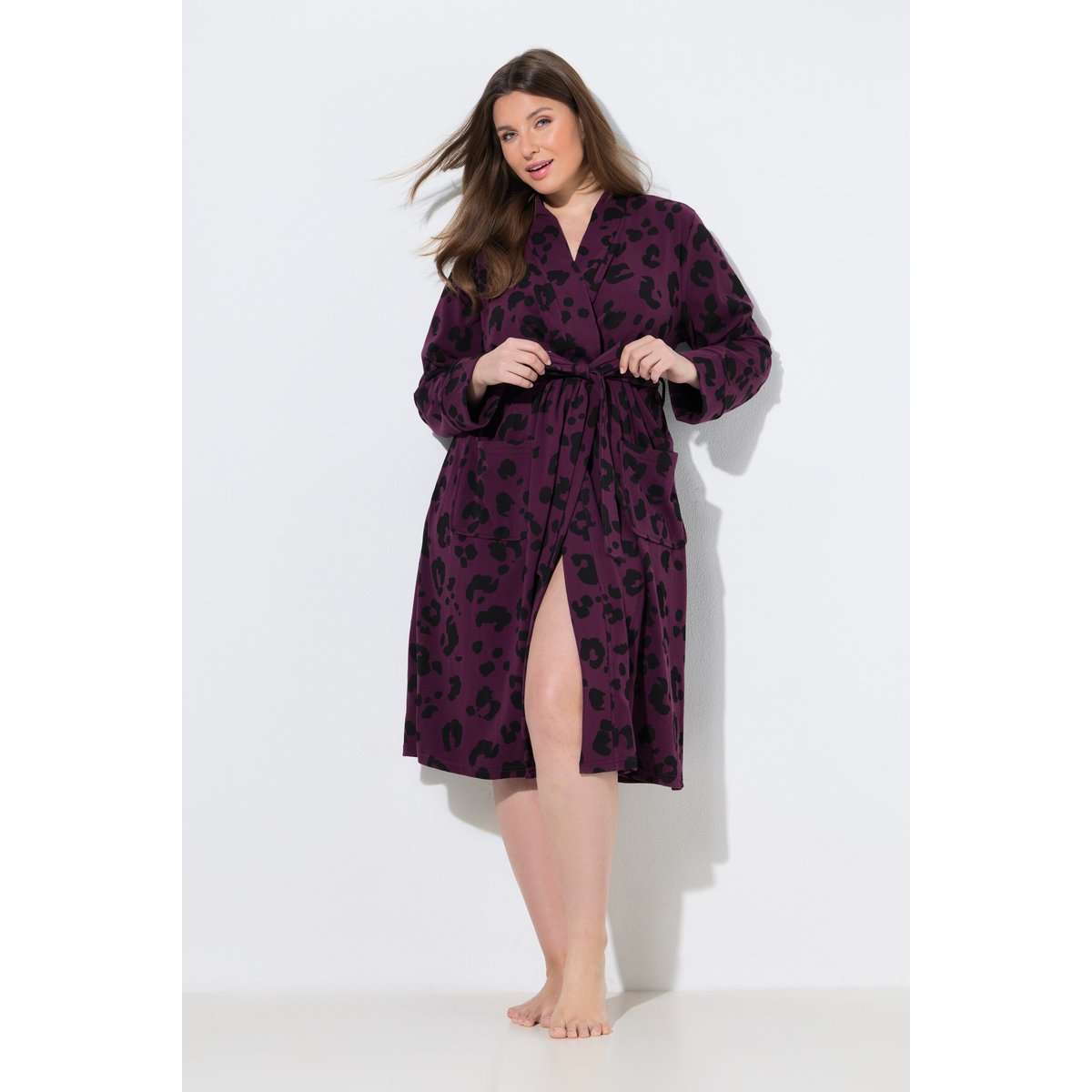 Peignoir en tissu éponge, motif léopard prune foncé, ULLA POPKEN