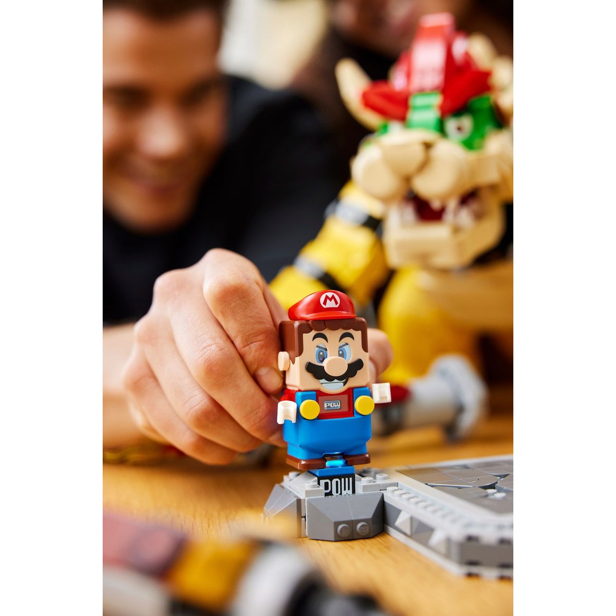 LEGO Super Mario - Le puissant Bowser 71411 : Le roi des Koopas en briques multicolore, LEGO