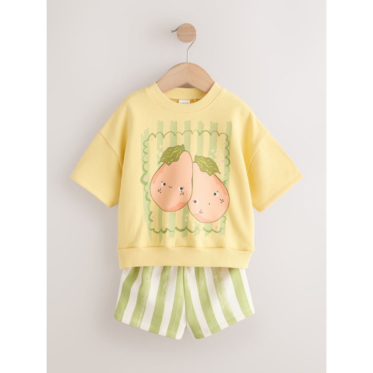 Ensemble short et haut fruits verts, NEXT