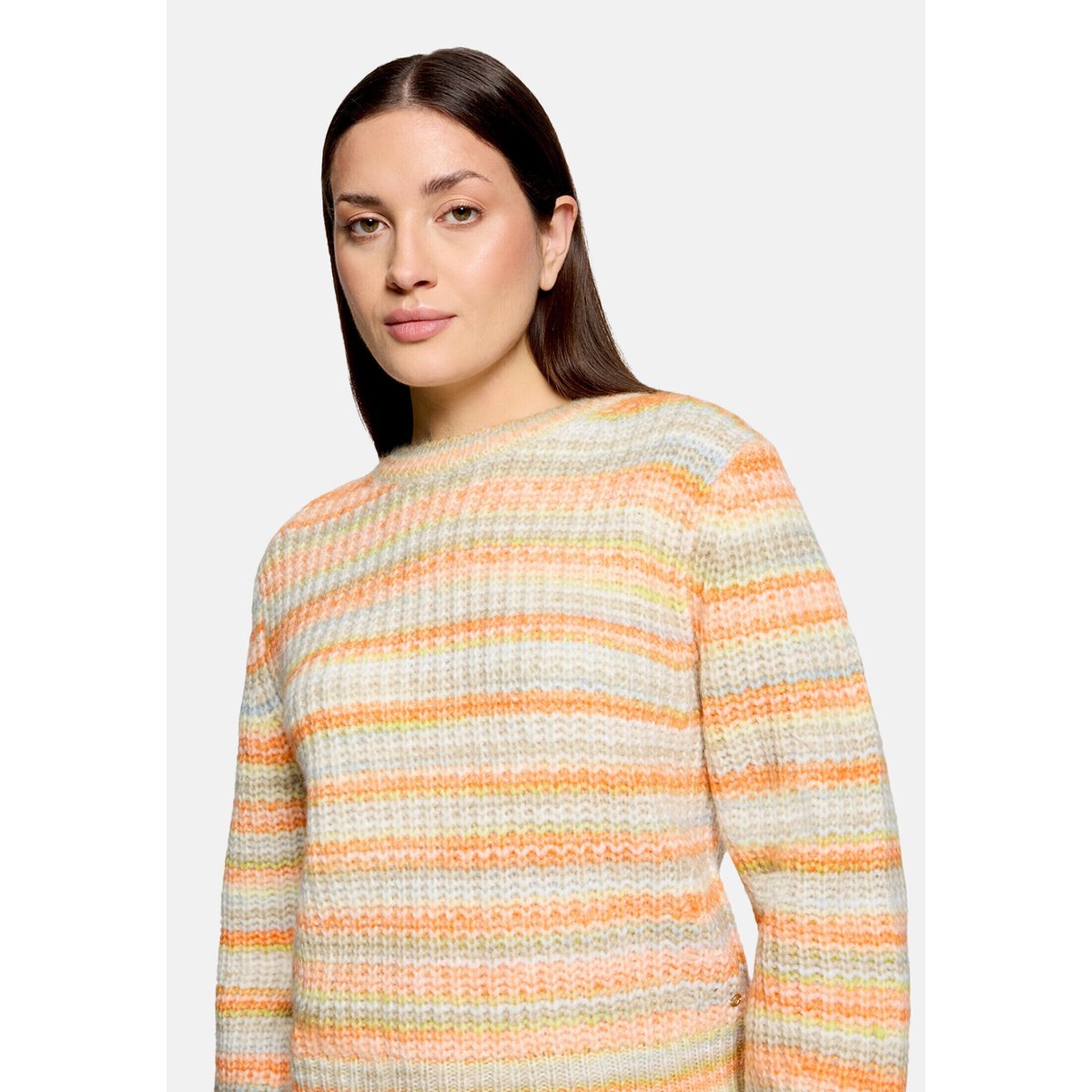 Pull-over en maille à teneur en fil fantaisie cream/orange, BETTY & CO