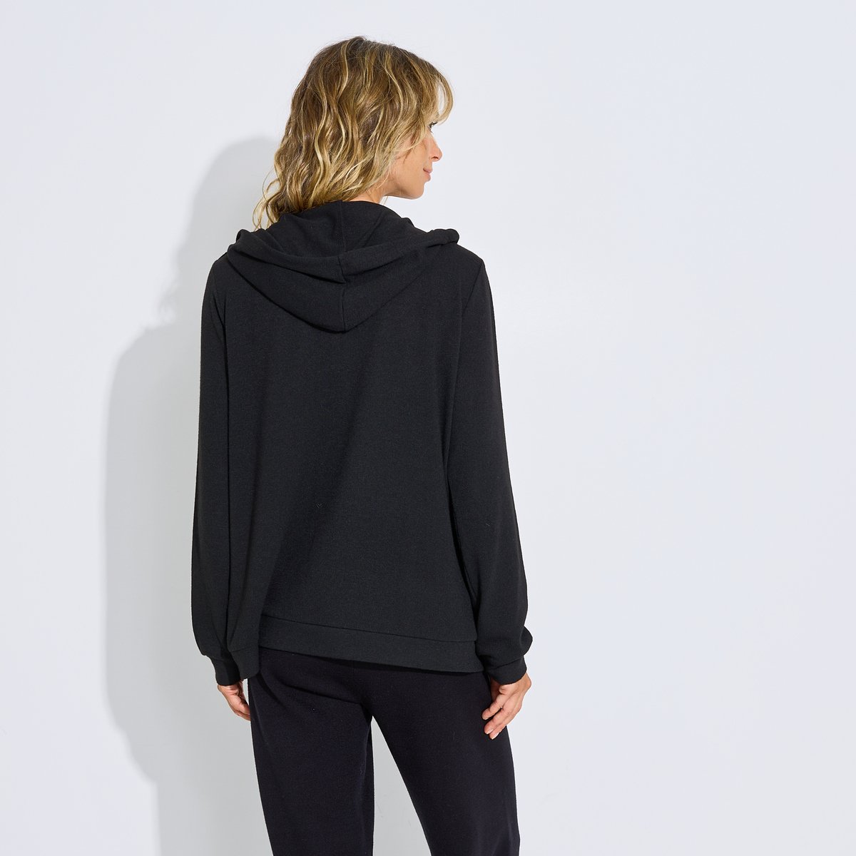 Sweat zippé à capuche motif cœurs noir, GRAIN DE MALICE