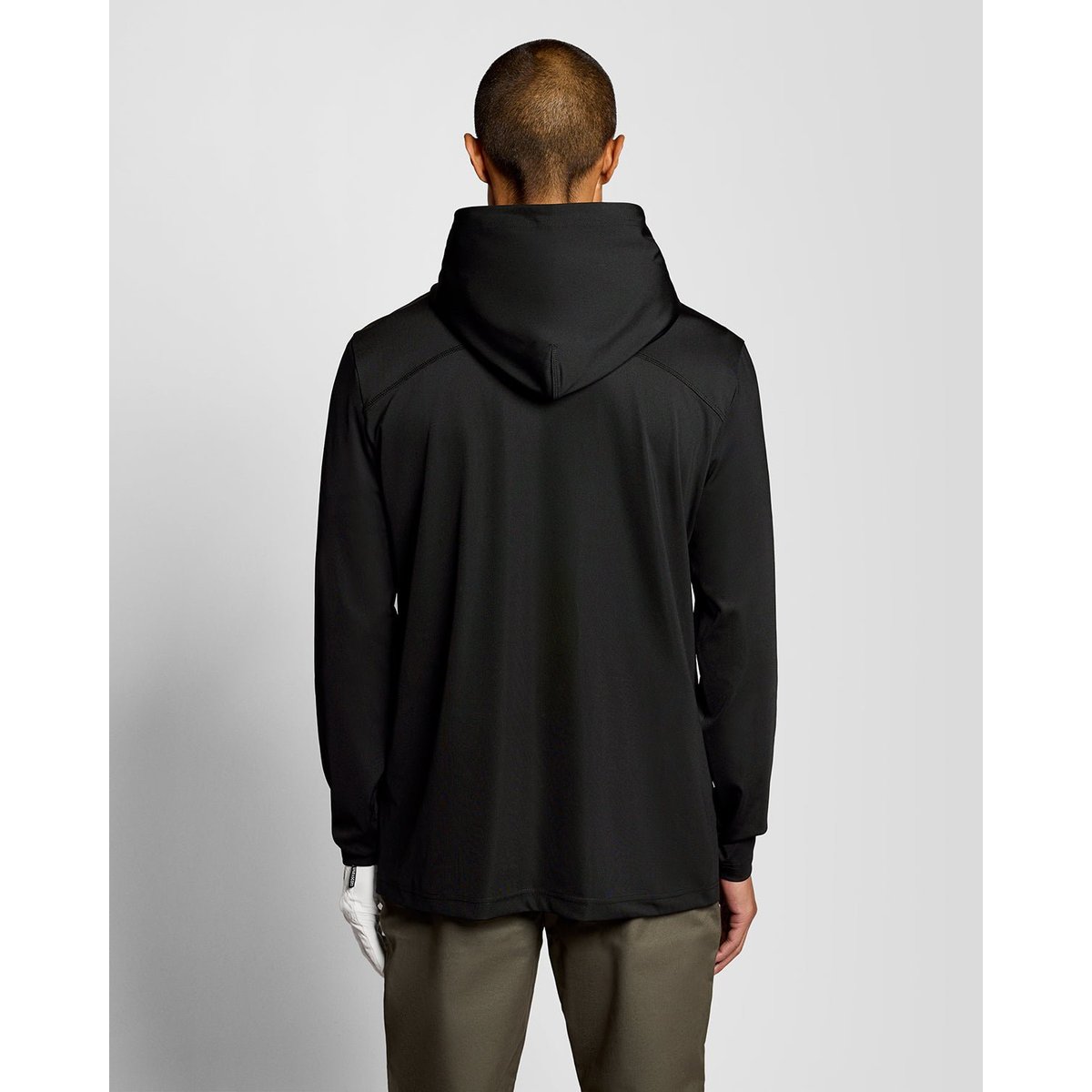 Couche intermédiaire performance à capuche noir jais, LYLE & SCOTT