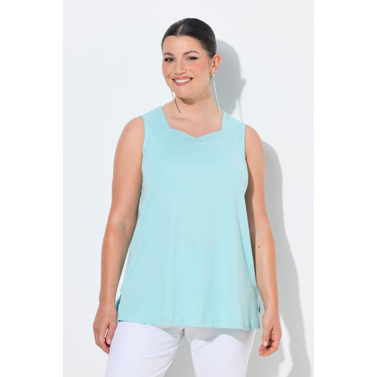 Débardeur long en coton Pima. Décolleté cœur turquoise clair, ULLA POPKEN