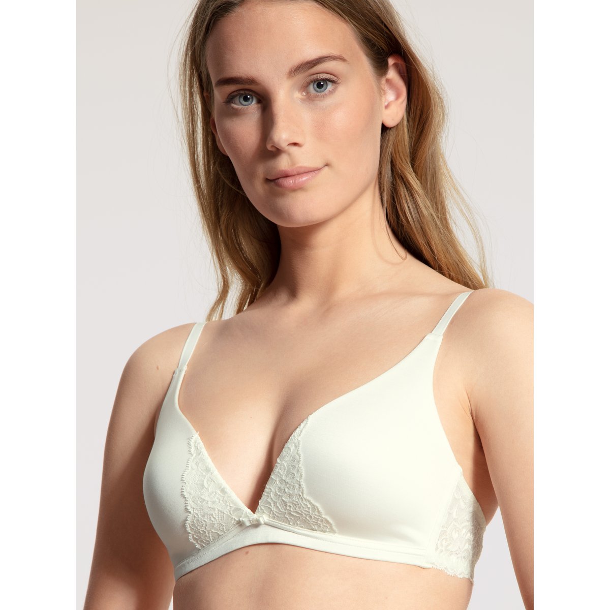 Soutien-gorge soft Viscose SPECIAL crème d'albâtre, CALIDA