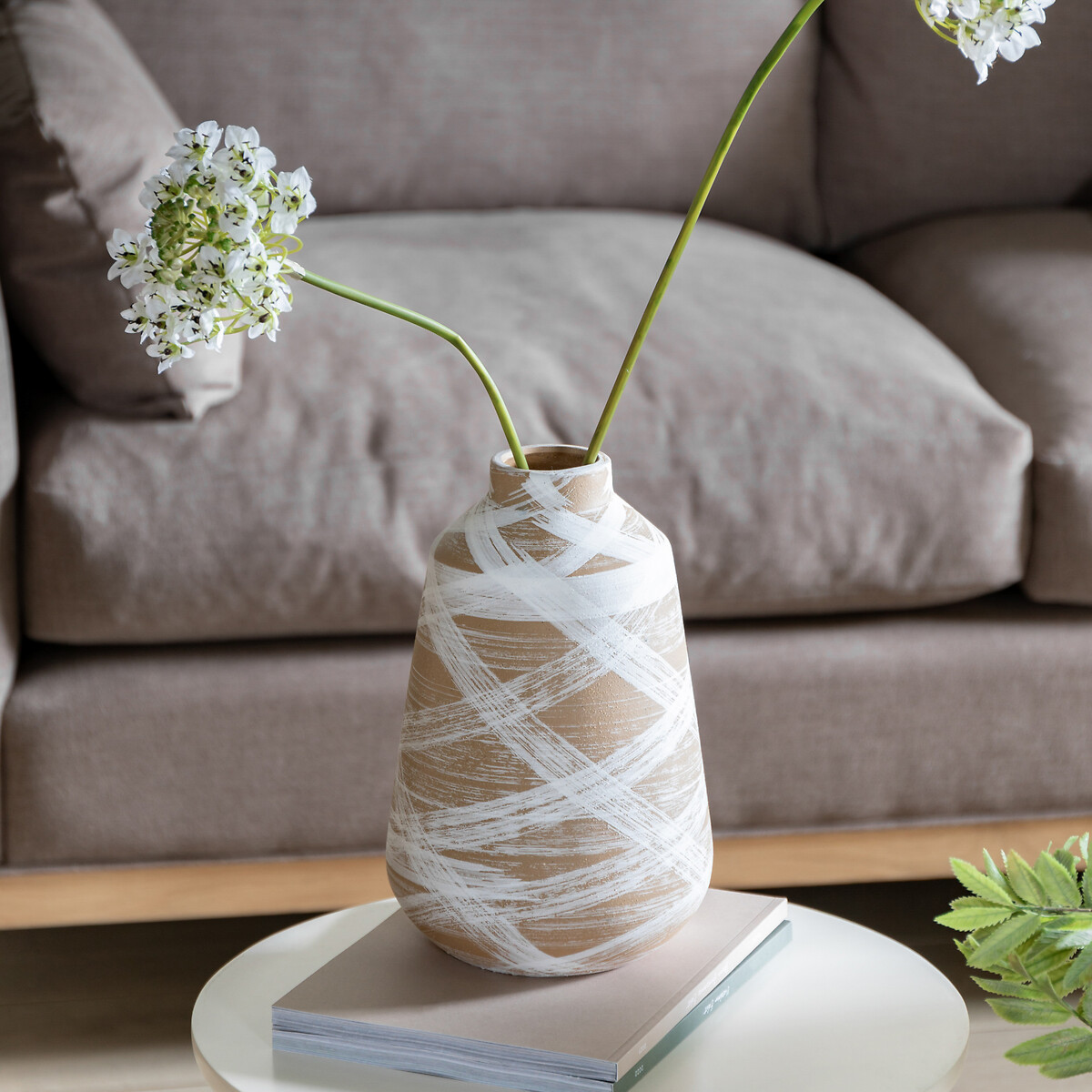 27cm Ovid Hand Painted Stoneware Vase brown , ÉDITÉ