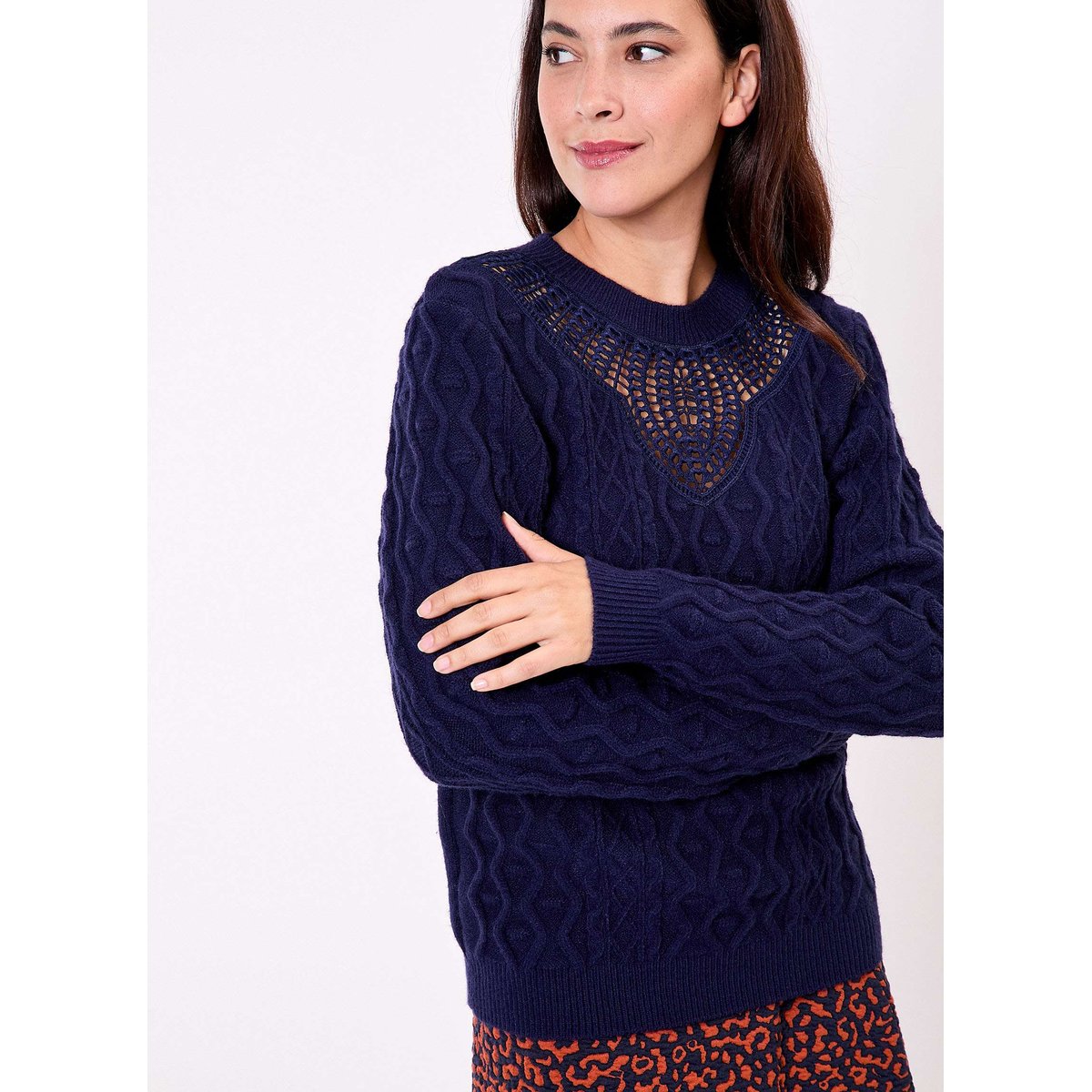 Pull maille brodée OTAKA marine alata, LA FIANCÉE