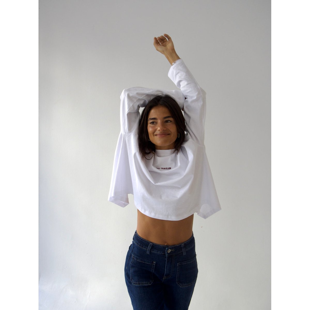 T-shirt court dos croisé ÁGATA blanc, MINDTRAVELER