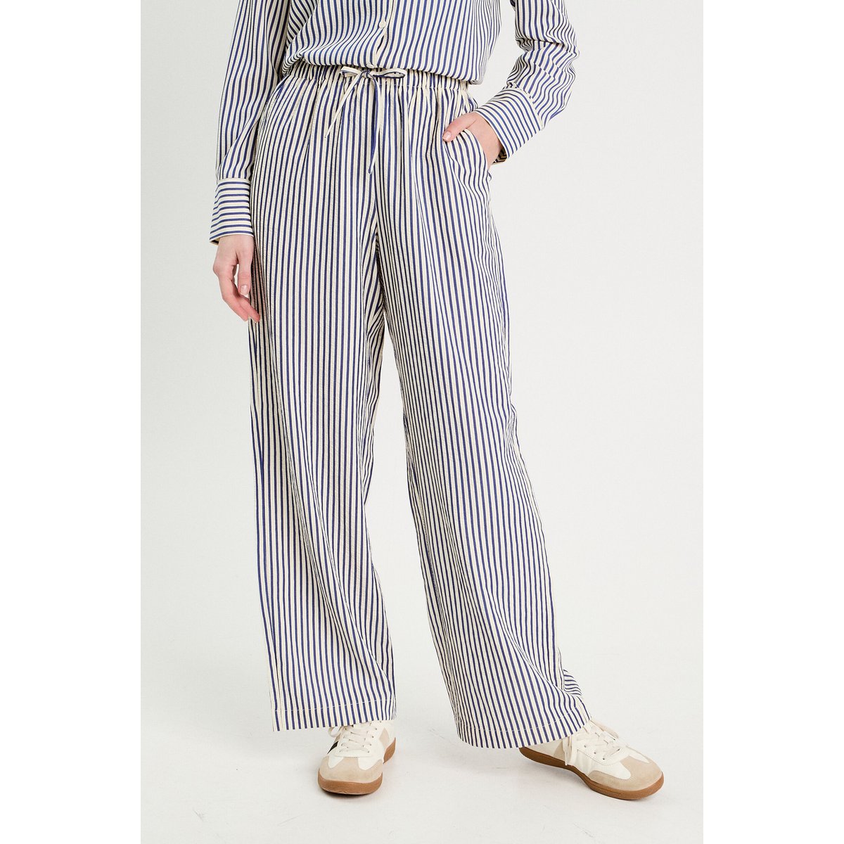 Pantalon large bleu marine, CACHE CACHE