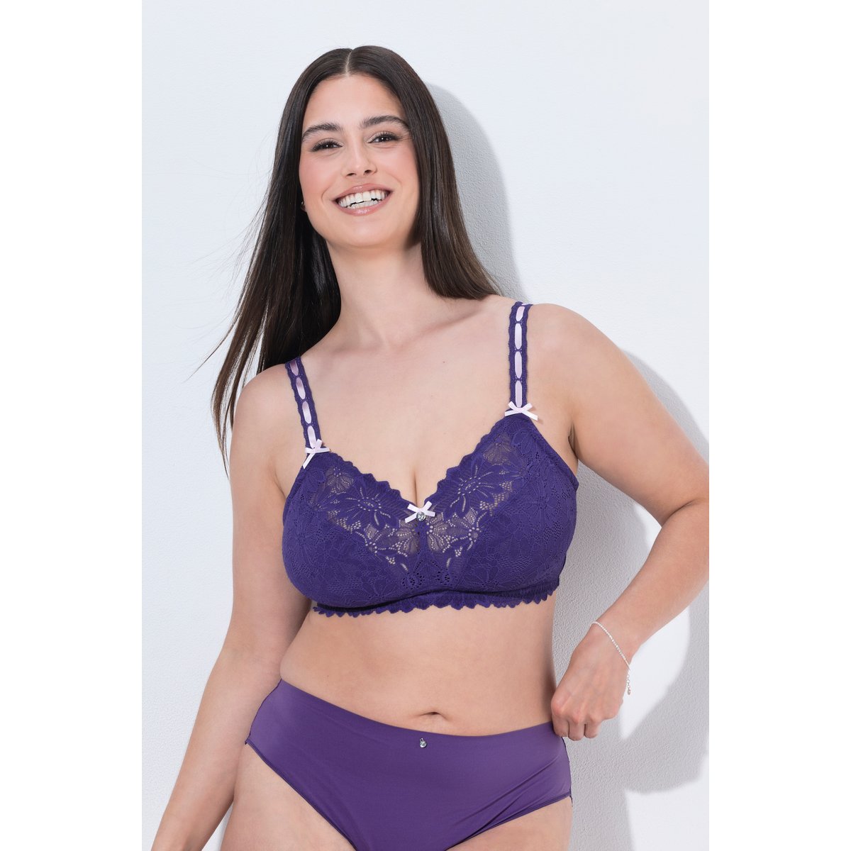 Bralette TruYou en dentelle à fleurs bleu lilas, ULLA POPKEN