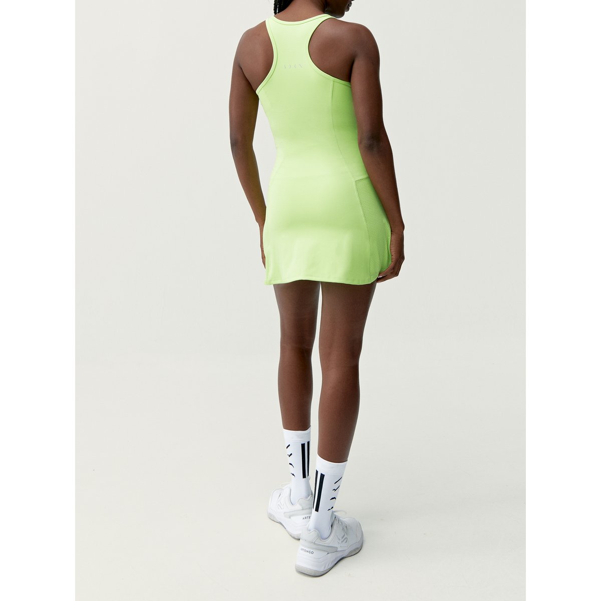 Robe de sport Tennis VOLEA vert clair, BORN