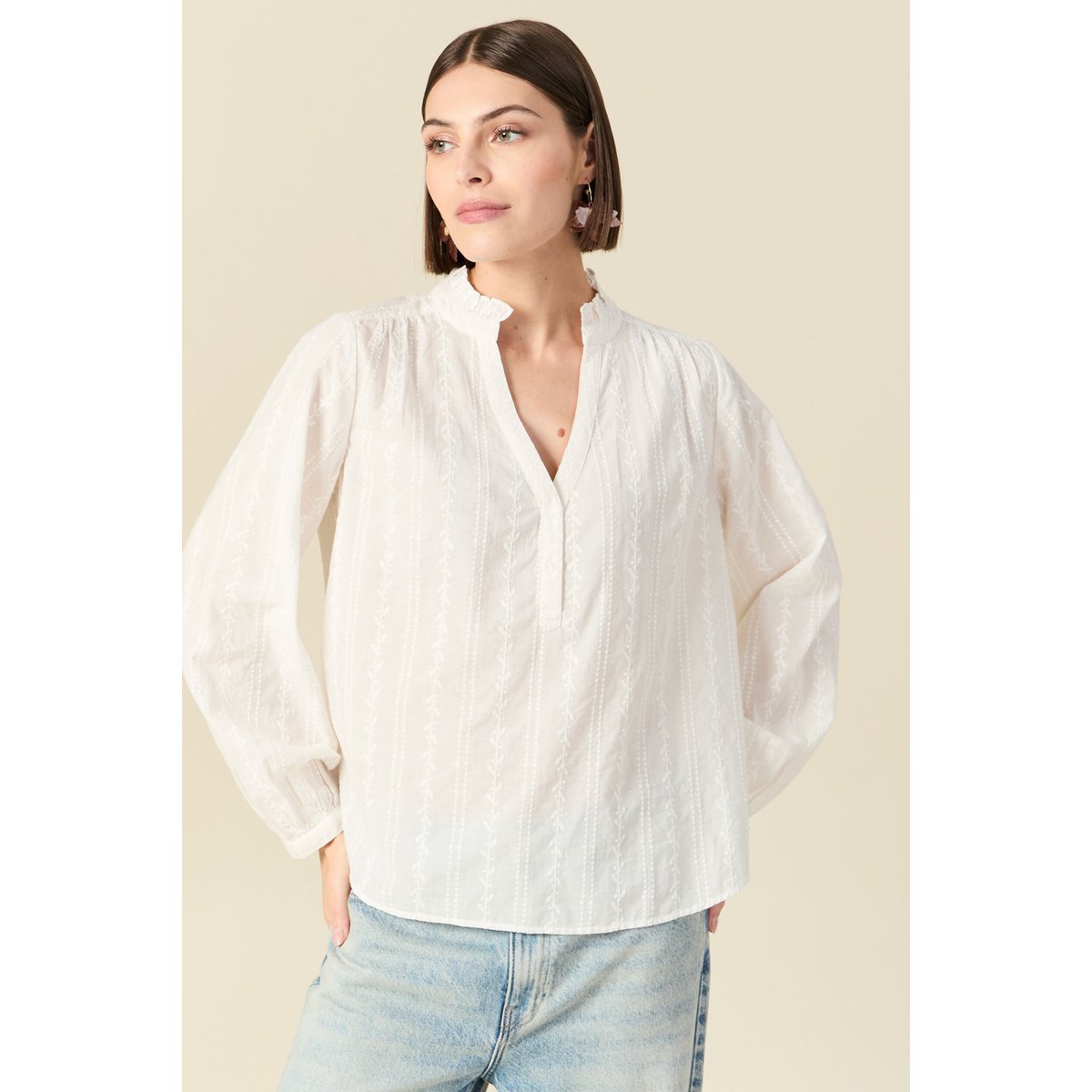 Blouse col mao manches longues en coton ecru, BONOBO