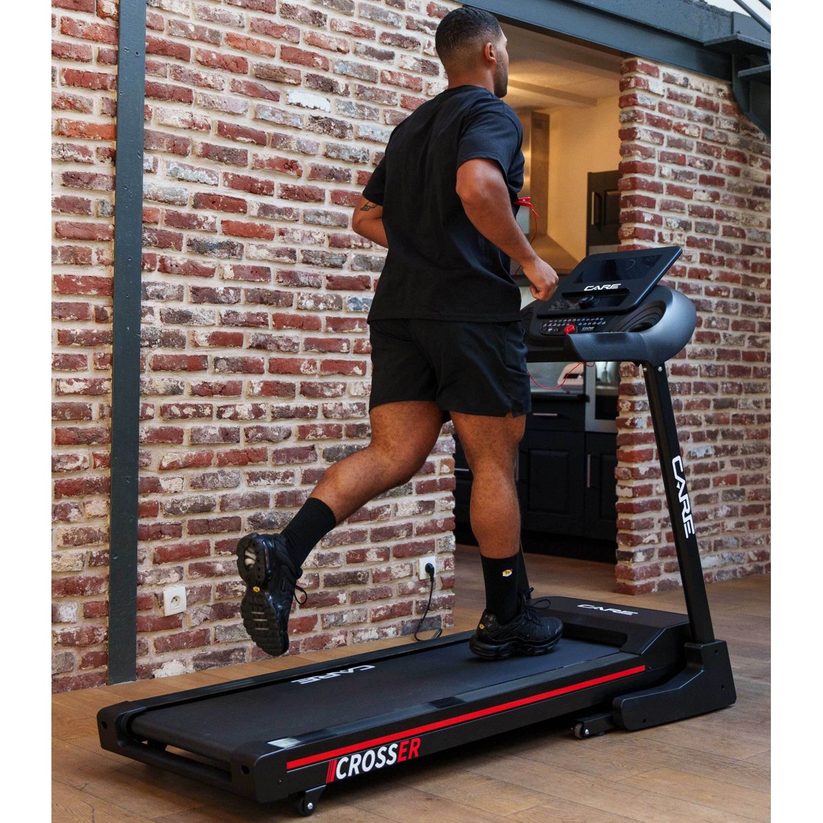 Tapis de course connecté - 18km/h - CARE - CROSSER - KINOMAP noir, CARE FITNESS