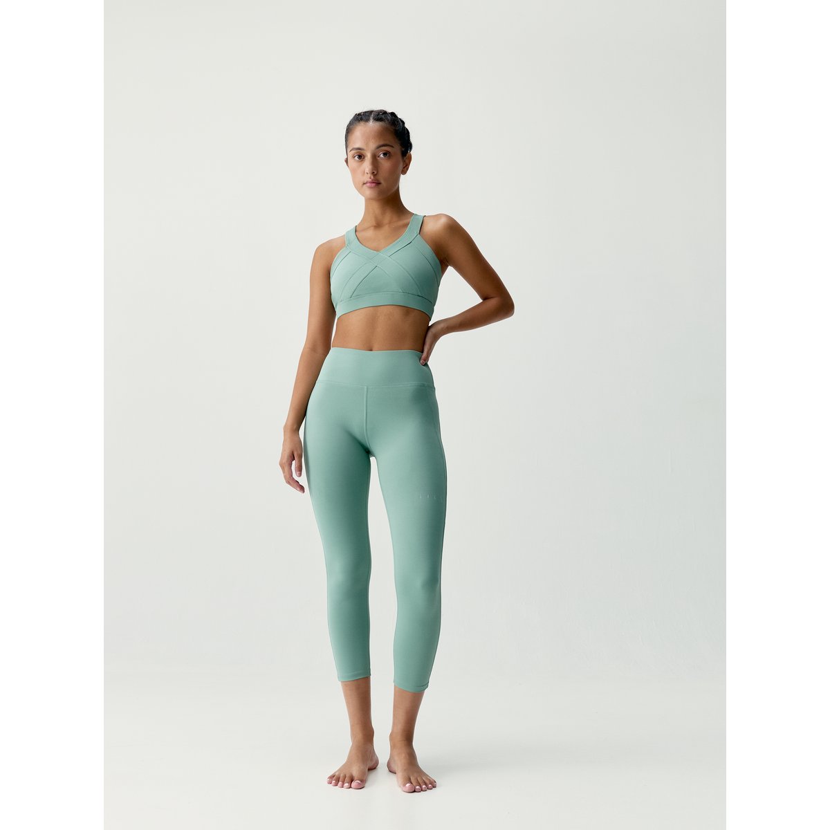 Legging de sport femme Umay Longueur longue taille mi-haute vert sauge, BORN
