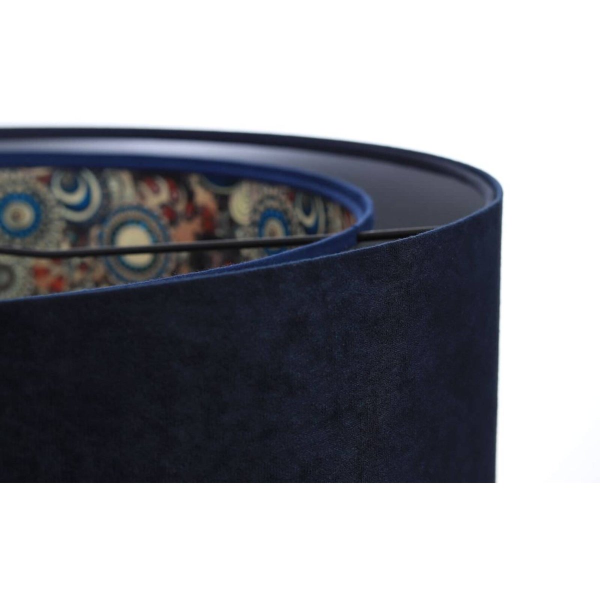 Suspension en velours, DUO ÉLÉGANT velours bleu marine et argenté intérieur décor multicolore, BPS KONCEPT