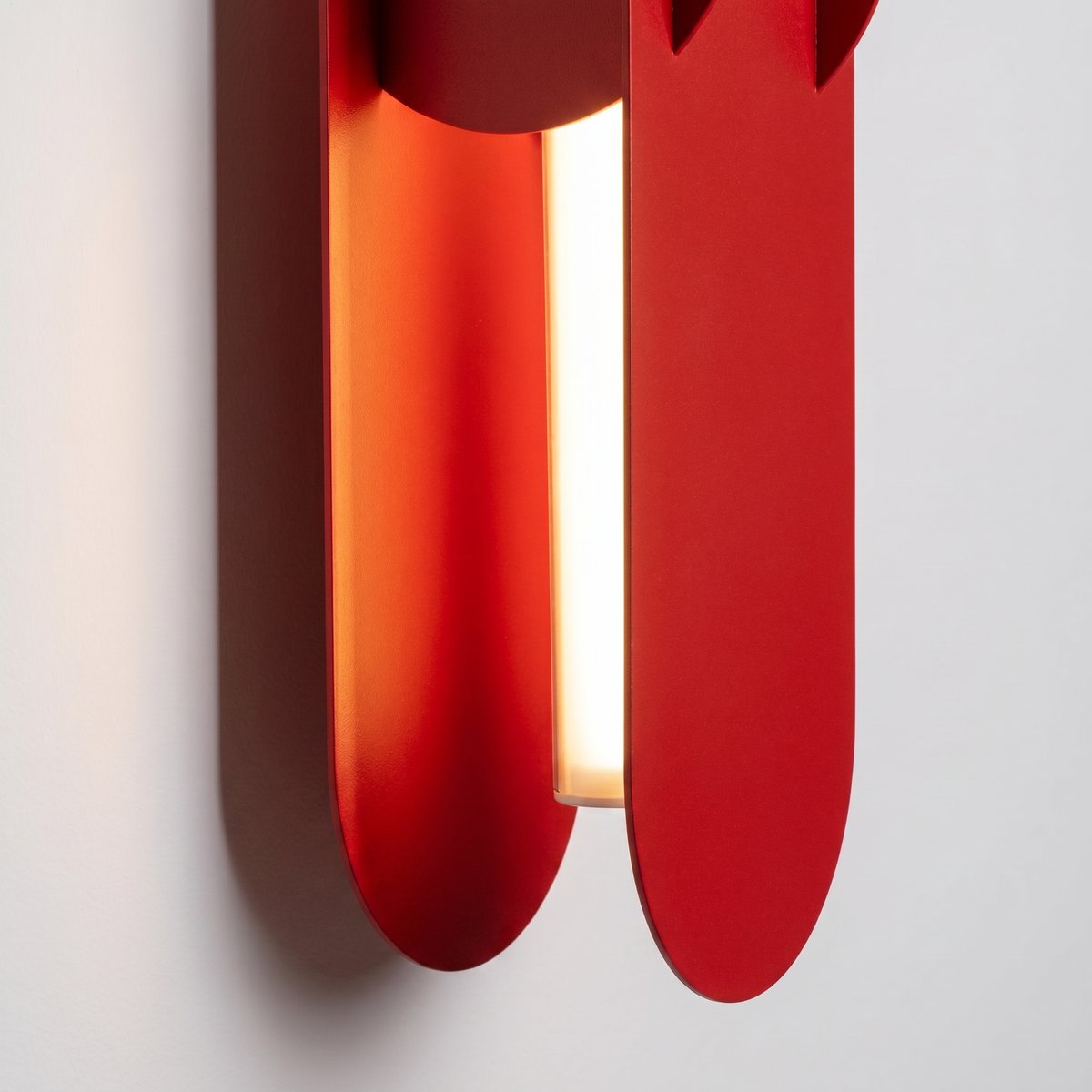 Applique murale Acier Rouge LED 1 Chain rouge, EDEN