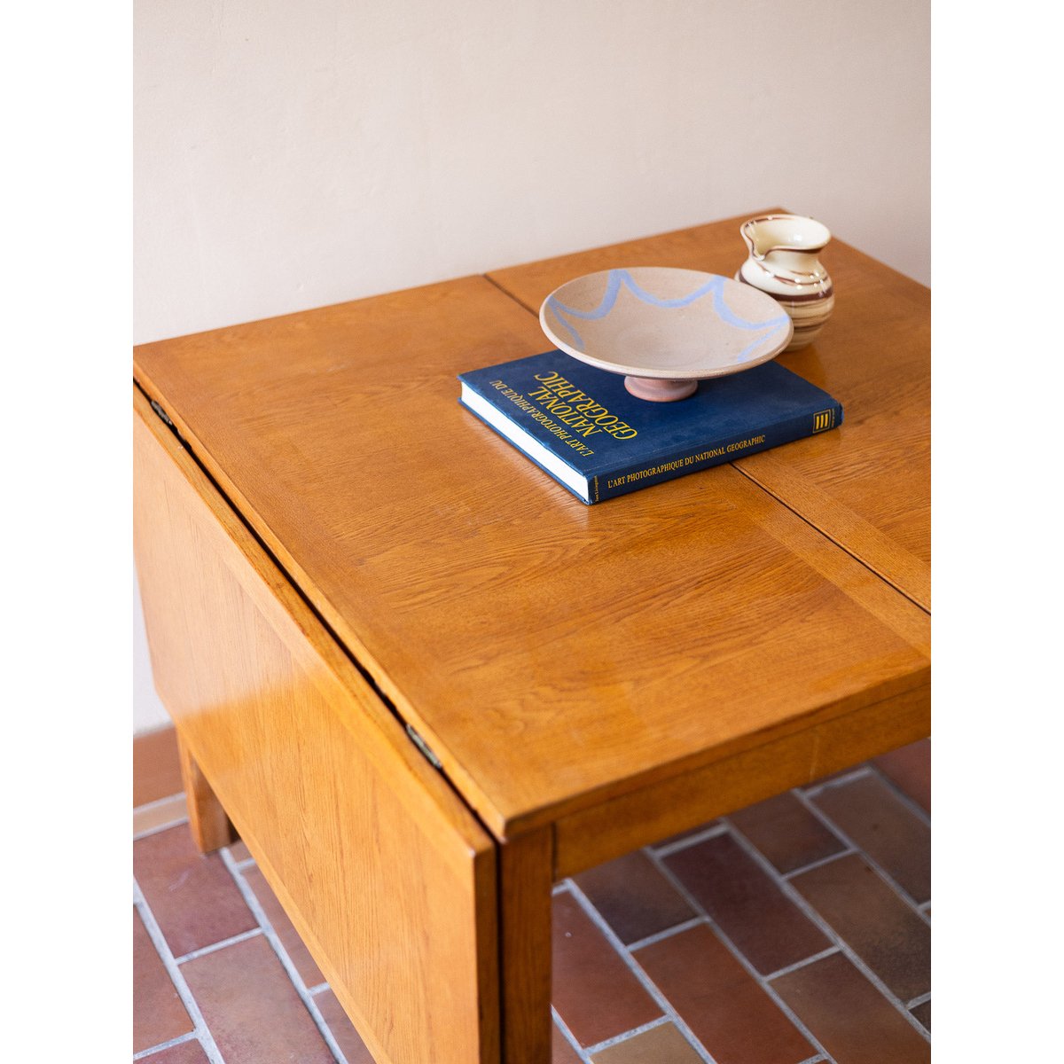 Table à manger polyvalente Karla N°1253 - Bon état bois clair, DEBONGOUT