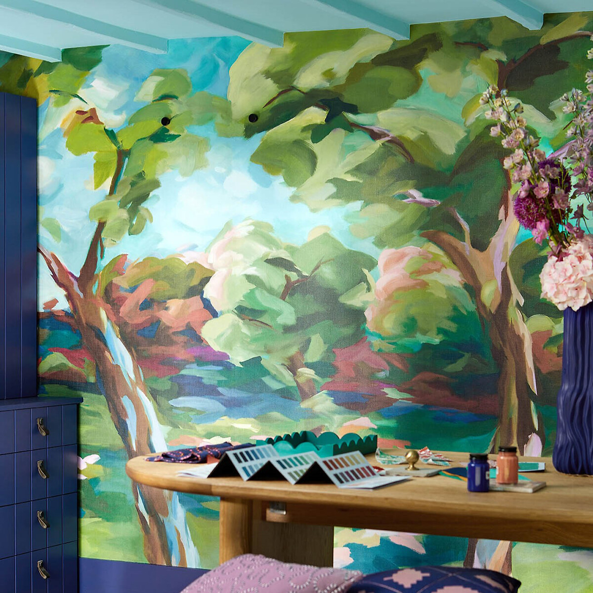 In The Woods Design Mural Wallpaper multi-coloured, HARLEQUIN X SOPHIE ROBINSON
