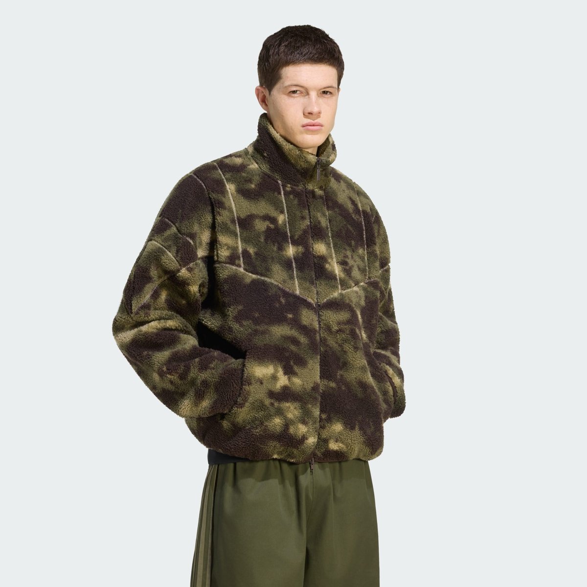 Veste De Survêtement Camouflage Polaire olive strata, adidas Originals