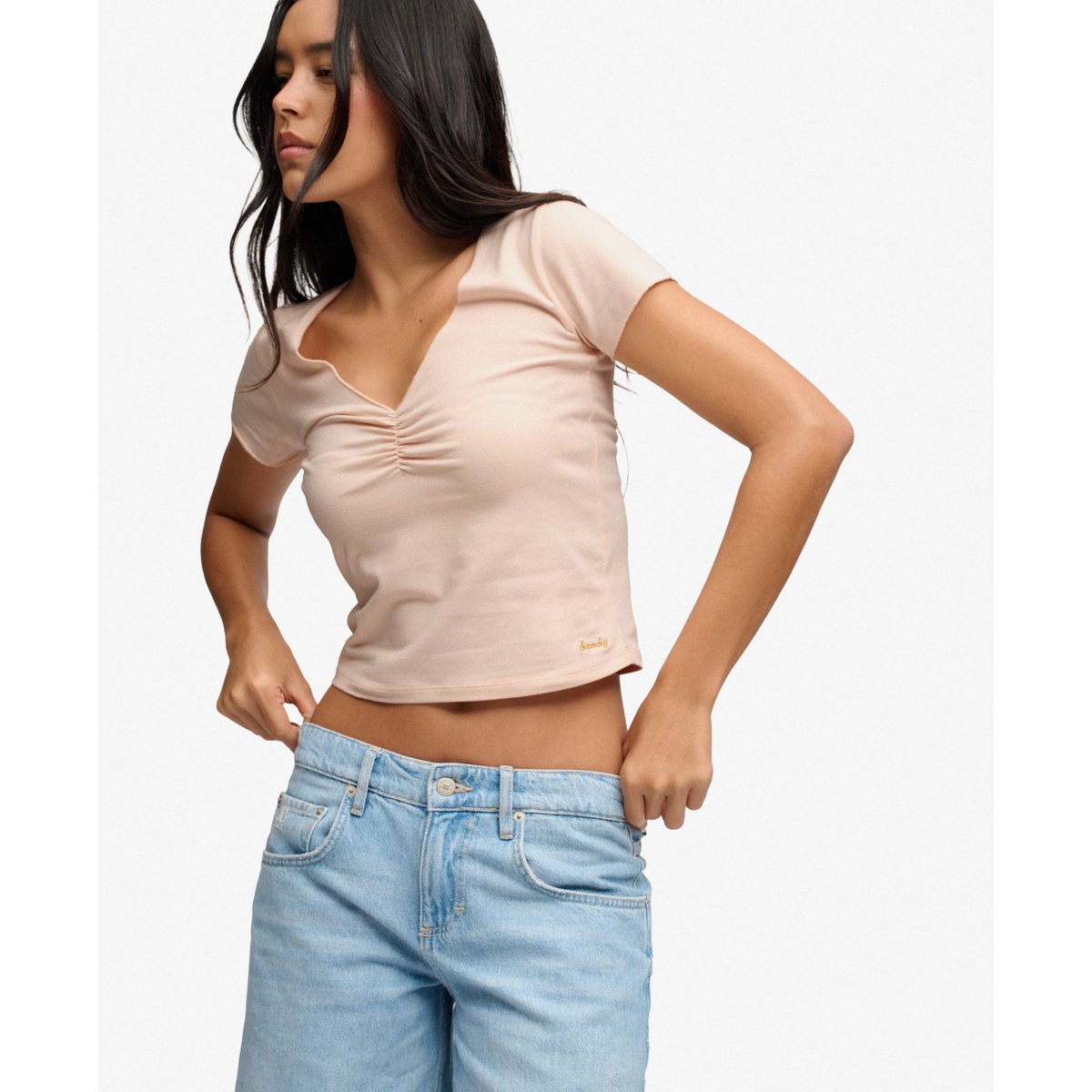 T-shirt Crop Col V Froncé Coupe Ajustée rose poudré, SUPERDRY