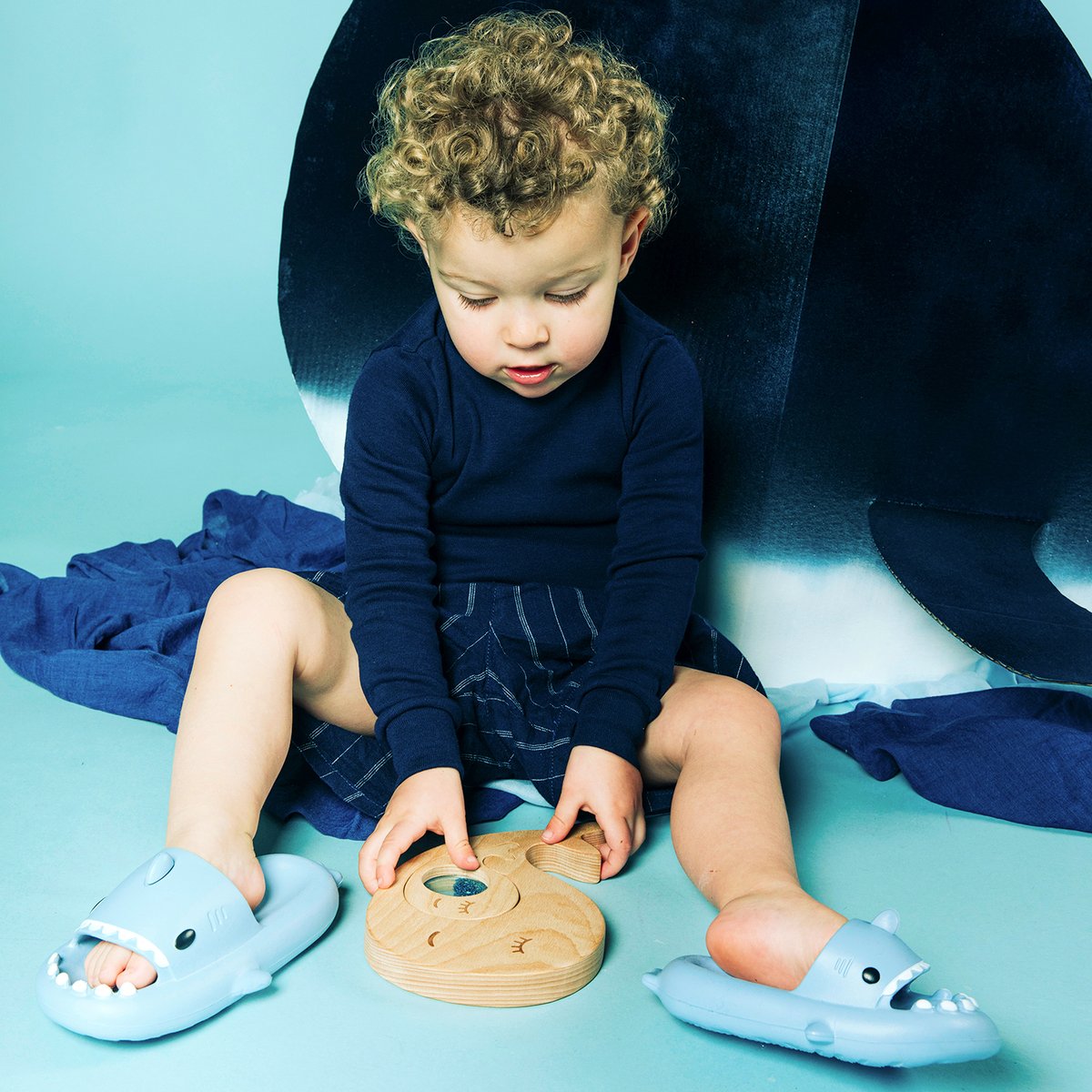 Puzzle sensoriel en bois Baleine SENSO bleu, PETIT BOUM