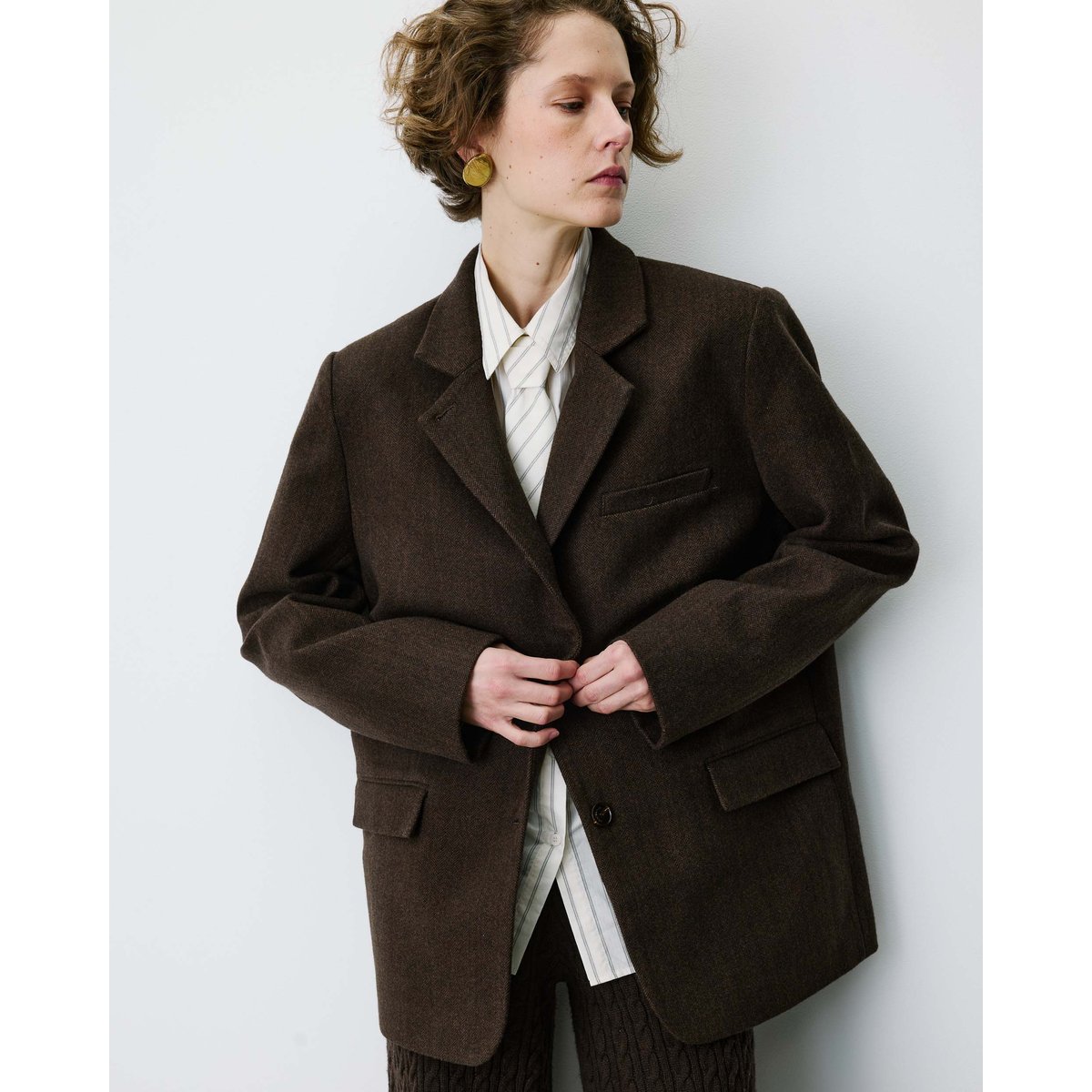 Blazer oversize structuré à boutons au dos chocolat Behati chocolat, GRACE & MILA