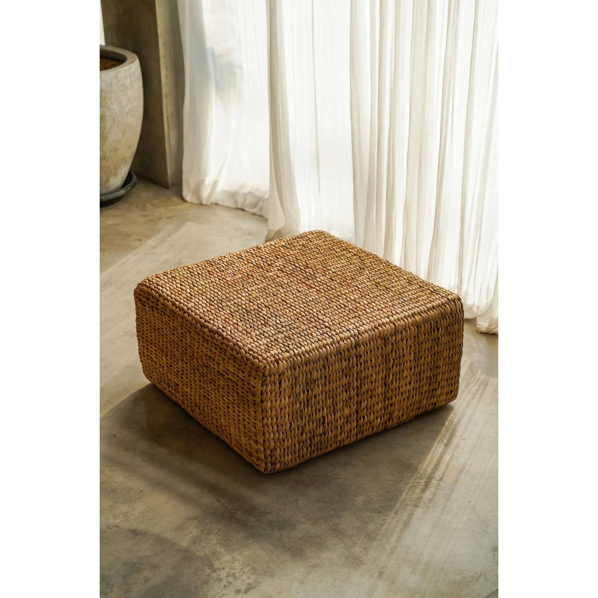 Pouf en jacinthe d’eau HYACINTH beige, BAZAR BIZAR