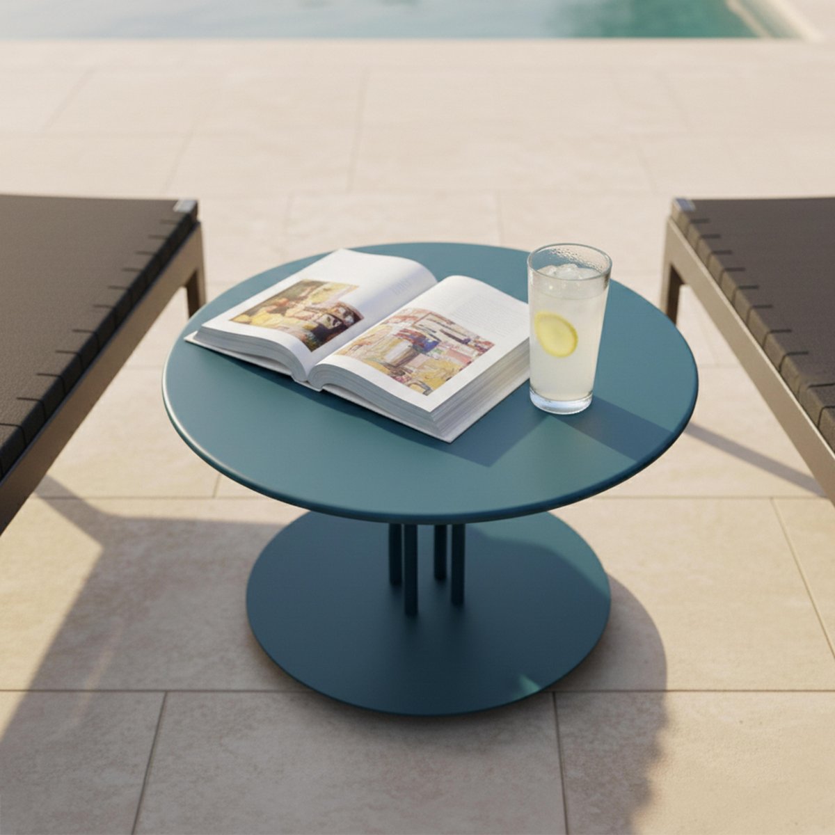 Table basse de jardin ronde en métal 50x38 cm, SKIRO bleu pacific, OVIALA