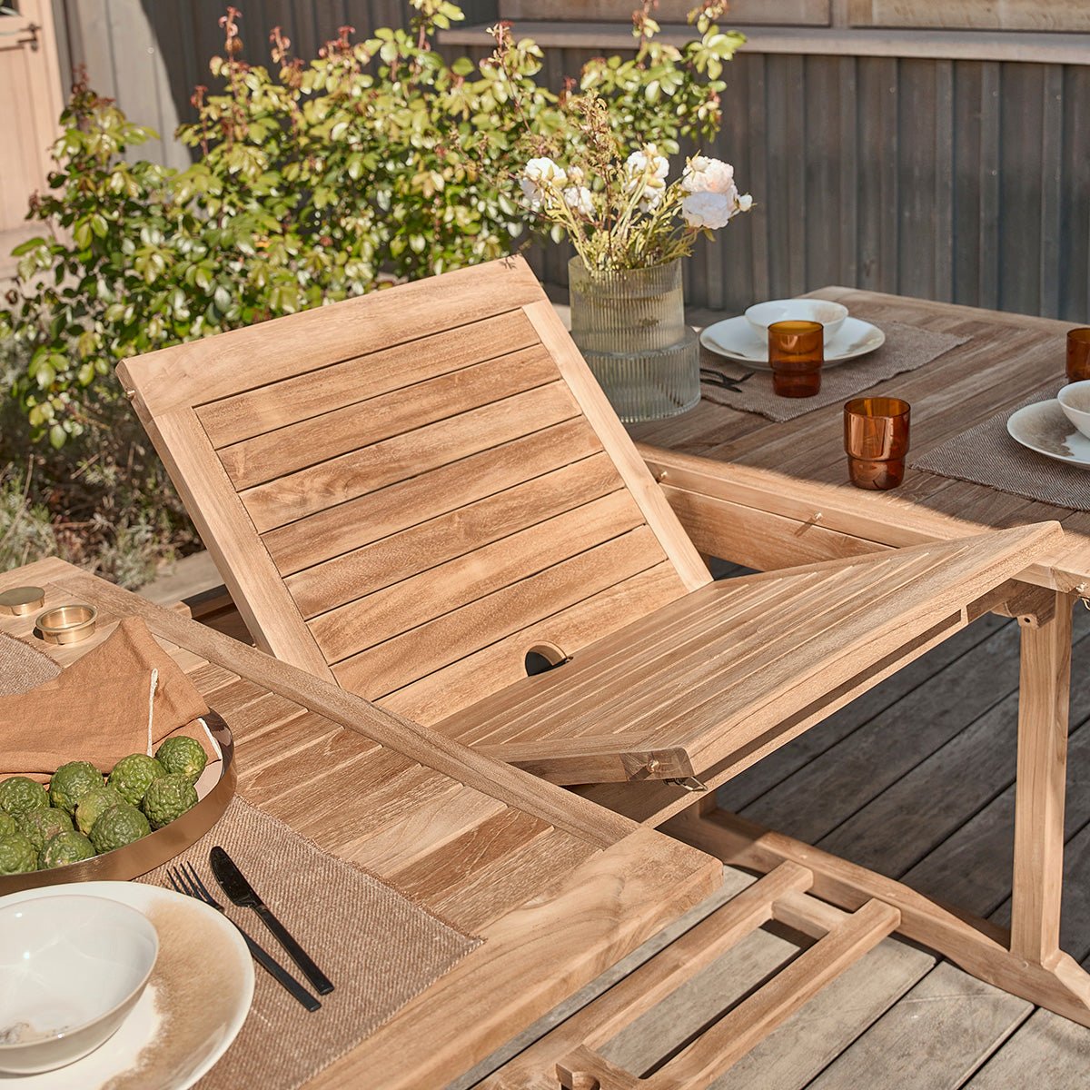 Salon de jardin en teck massif extensible 8/10 places MALTE naturel, BERAH GETAH