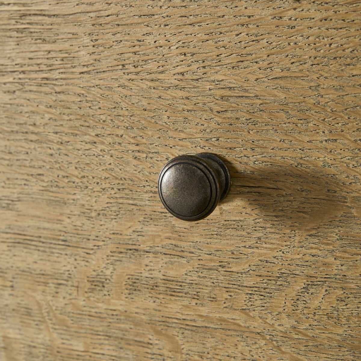 Commode en chêne massif SAUMUR bois foncé, SIGNATURE